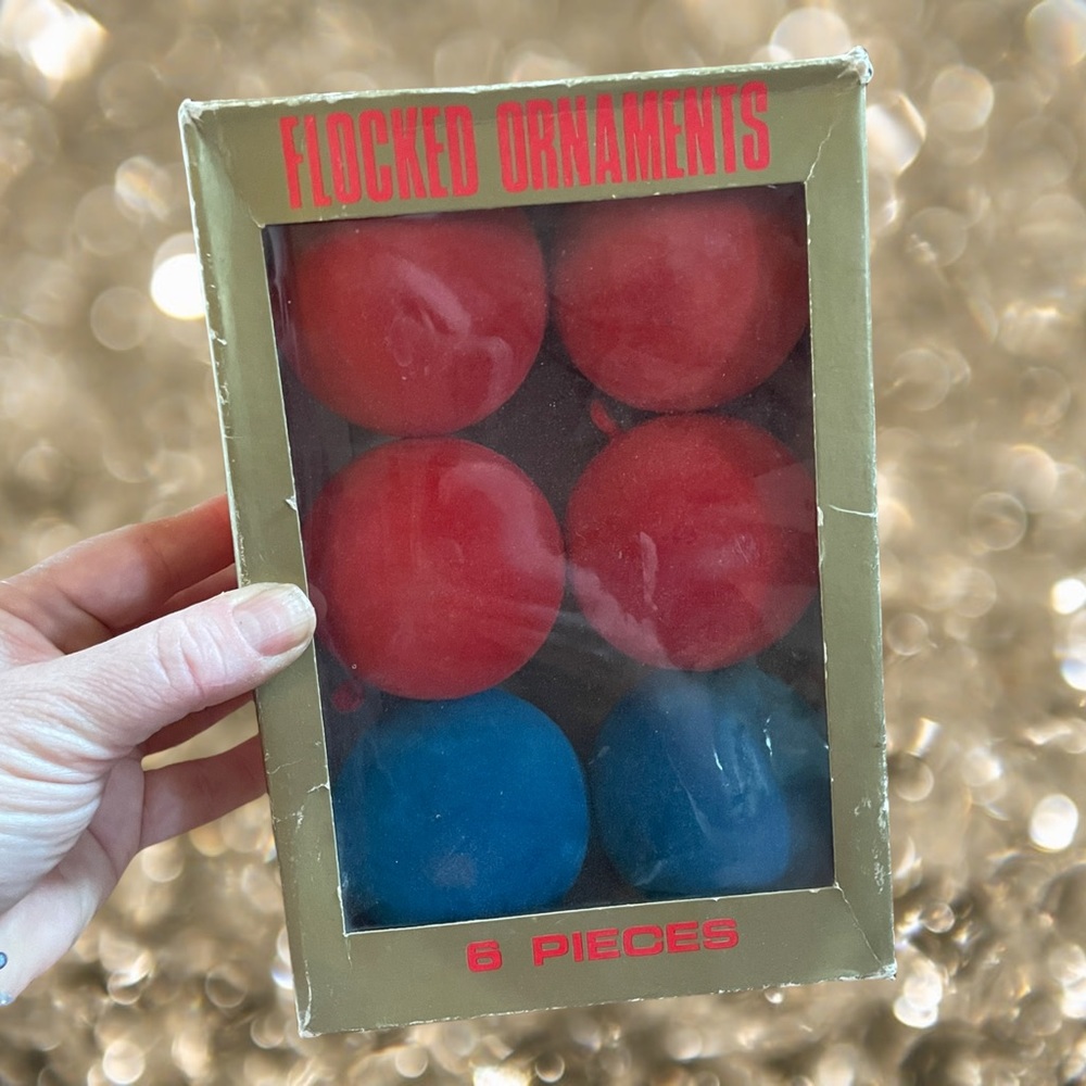 Vintage MCM Christmas 🎄 Ornaments velvet flocked balls in box